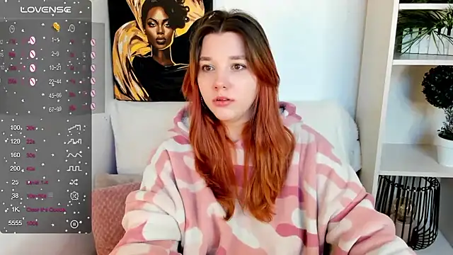 Snapshot of PenelopeOneGrey chatting on 9, 3, 2025 PenelopeOneGrey online show from 9, 3, 2025
