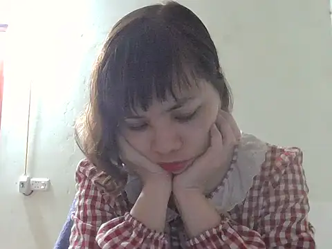 Angela-Eira online show from 4, 12, 2025