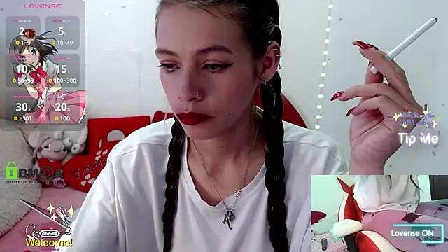 Snapshot of sweetlittlelisa chatting on 3, 2, 2025 sweetlittlelisa online show from 3, 2, 2025