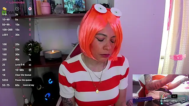 Snapshot of sweetlittlelisa chatting on 31, 10, 2025 sweetlittlelisa online show from 31, 10, 2025