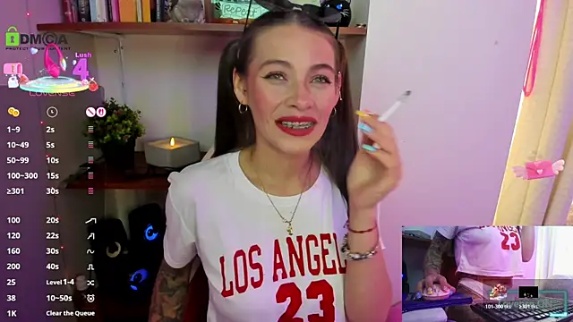 Snapshot of sweetlittlelisa chatting on 11, 11, 2025 sweetlittlelisa online show from 11, 11, 2025