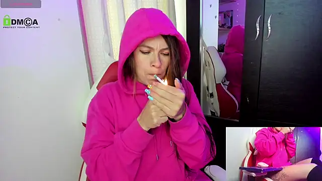 Snapshot of sweetlittlelisa chatting on 21, 11, 2025 sweetlittlelisa online show from 21, 11, 2025