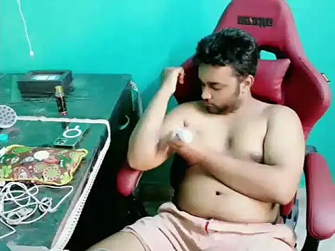 Snapshot of telugu_boy_ chatting on 8, 10, 2025 telugu boy  online show from 8, 10, 2025