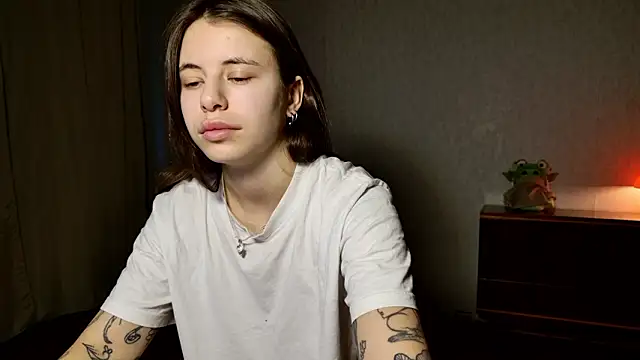 Snapshot of MazzyDoll chatting on 5, 3, 2026 MazzyDoll online show from 5, 3, 2026