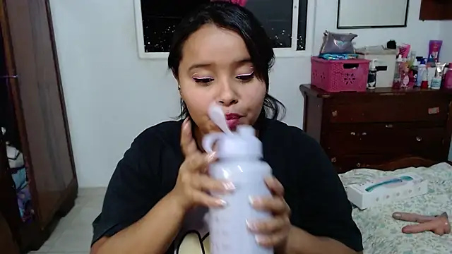 Snapshot of AINARA__STONE chatting on 30, 12, 2024 AINARA STONE online show from 30, 12, 2024