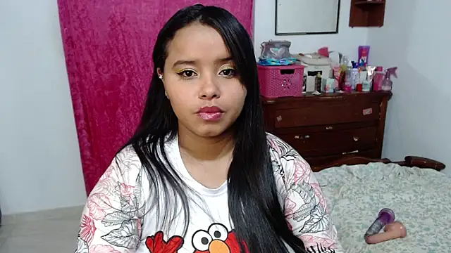 Snapshot of AINARA__STONE chatting on 31, 12, 2024 AINARA STONE online show from 31, 12, 2024