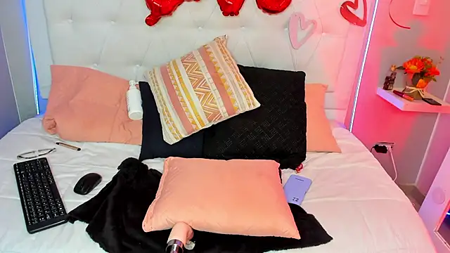 Snapshot of AINARA__STONE chatting on 15, 2, 2025 AINARA STONE online show from 15, 2, 2025