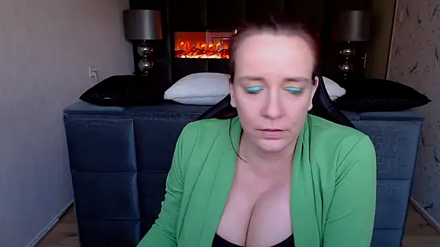 Snapshot of Wendysexyx chatting on 4, 3, 2025 Wendysexyx online show from 4, 3, 2025