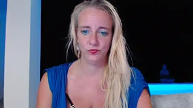 Snapshot of Wendysexyx chatting on 25, 10, 2025 Wendysexyx online show from 25, 10, 2025
