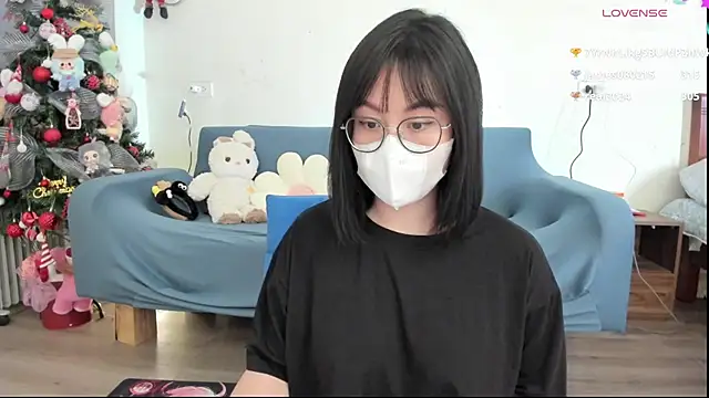 Snapshot of Baby_Claraa chatting on 4, 1, 2025 Baby Claraa online show from 4, 1, 2025