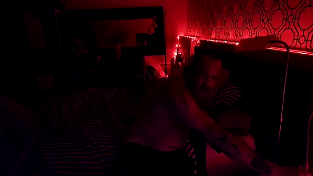 Snapshot of RawRyder8 chatting on 26, 9, 2025 RawRyder8 online show from 26, 9, 2025