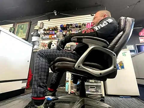 RawRyder8 online show from 6, 11, 2025