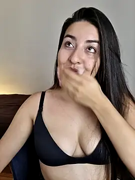 Snapshot of moritalatina chatting on 27, 3, 2026 moritalatina online show from 27, 3, 2026