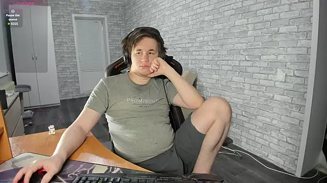 iliaskrislove online show from 13, 2, 2025