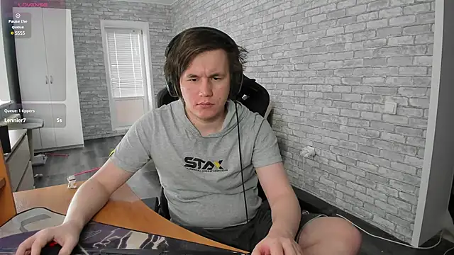 iliaskrislove online show from 16, 2, 2025