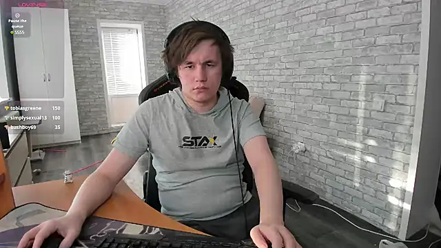 iliaskrislove online show from 17, 2, 2025