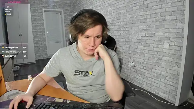iliaskrislove online show from 17, 2, 2025