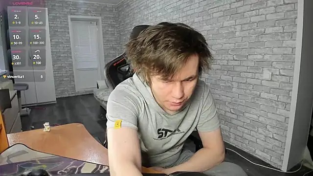 iliaskrislove online show from 20, 2, 2025