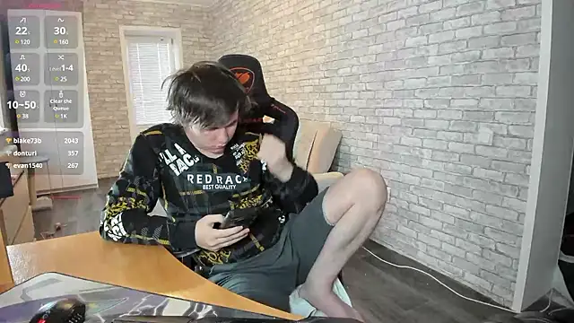 iliaskrislove online show from 9, 3, 2025
