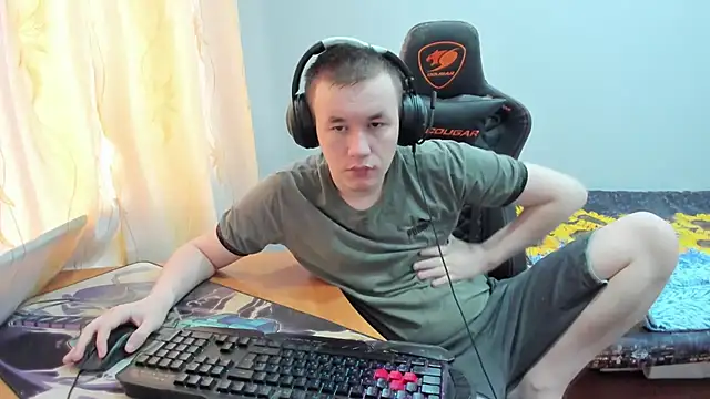 Snapshot of iliaskrislove chatting on 21, 10, 2025 iliaskrislove online show from 21, 10, 2025
