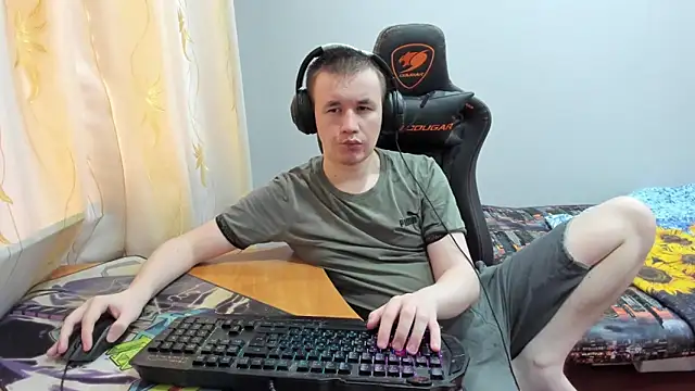 Snapshot of iliaskrislove chatting on 22, 10, 2025 iliaskrislove online show from 22, 10, 2025
