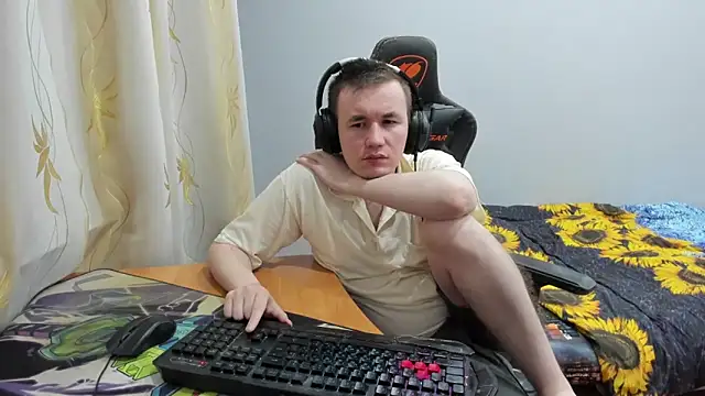 iliaskrislove online show from 1, 11, 2025