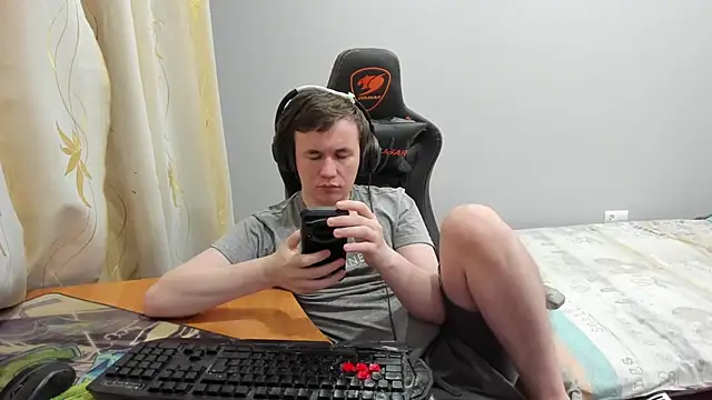 iliaskrislove online show from 11, 2, 2026