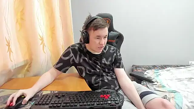 iliaskrislove online show from 29, 4, 2026