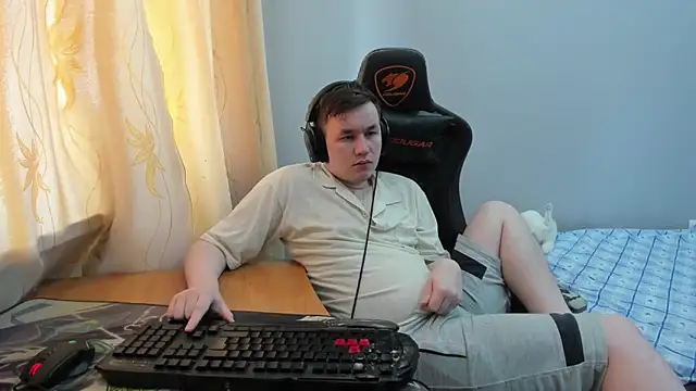 iliaskrislove online show from 8, 5, 2026