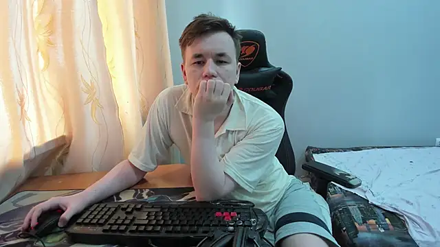 iliaskrislove online show from 11, 5, 2026