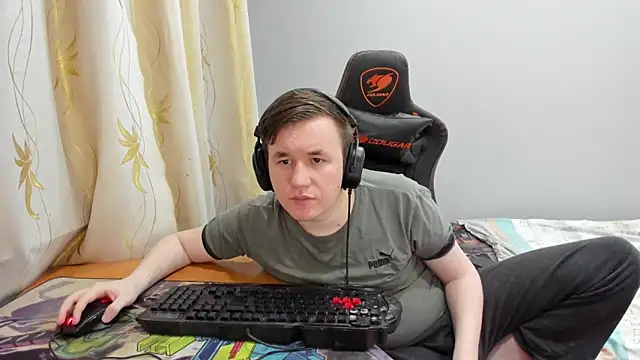 iliaskrislove online show from 8, 6, 2026