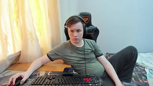 iliaskrislove online show from 10, 6, 2026