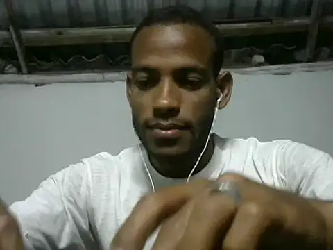 Snapshot of michel_sc chatting on 5, 4, 2026 michel sc online show from 5, 4, 2026