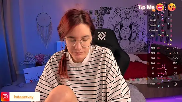 callmekatesmith online show from 2, 3, 2025