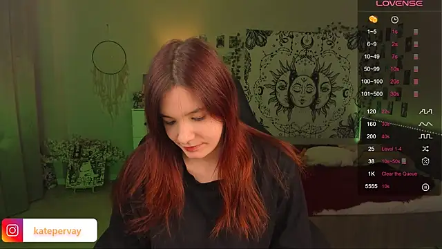 Snapshot of callmekatesmith chatting on 9, 10, 2025 callmekatesmith online show from 9, 10, 2025