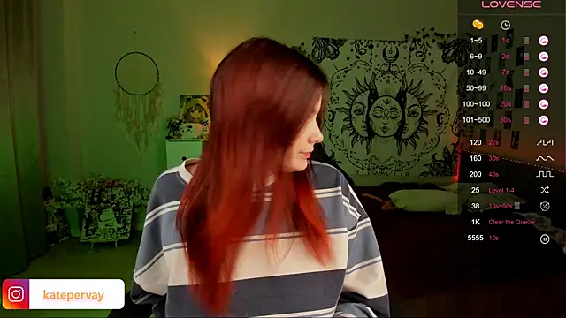 Snapshot of callmekatesmith chatting on 19, 10, 2025 callmekatesmith online show from 19, 10, 2025