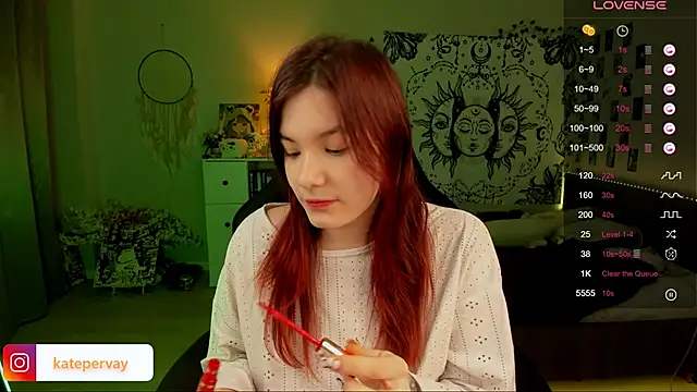 Snapshot of callmekatesmith chatting on 21, 10, 2025 callmekatesmith online show from 21, 10, 2025