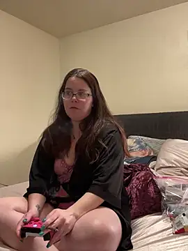 Snapshot of FreakNastyLacie chatting on 21, 2, 2025 FreakNastyLacie online show from 21, 2, 2025