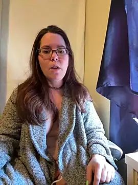 Snapshot of FreakNastyLacie chatting on 10, 3, 2025 FreakNastyLacie online show from 10, 3, 2025