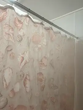 Snapshot of FreakNastyLacie chatting on 1, 10, 2025 FreakNastyLacie online show from 1, 10, 2025