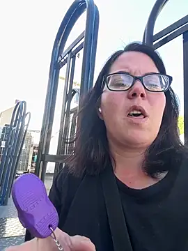 Snapshot of FreakNastyLacie chatting on 4, 10, 2025 FreakNastyLacie online show from 4, 10, 2025