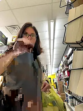 Snapshot of FreakNastyLacie chatting on 25, 10, 2025 FreakNastyLacie online show from 25, 10, 2025