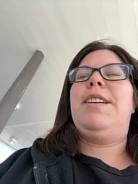 Snapshot of FreakNastyLacie chatting on 4, 11, 2025 FreakNastyLacie online show from 4, 11, 2025