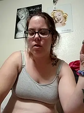Snapshot of FreakNastyLacie chatting on 28, 7, 2026 FreakNastyLacie online show from 28, 7, 2026