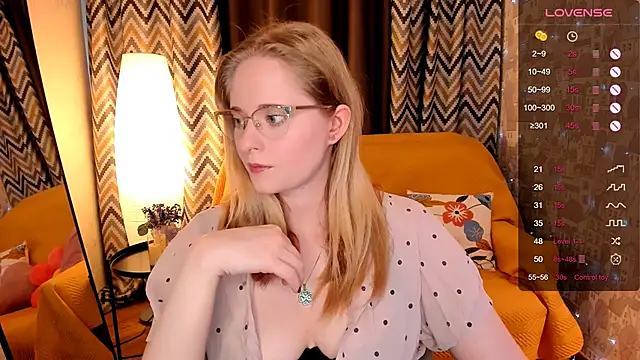 Snapshot of Aemilia_ chatting on 22, 5, 2026 Aemilia online show from 22, 5, 2026