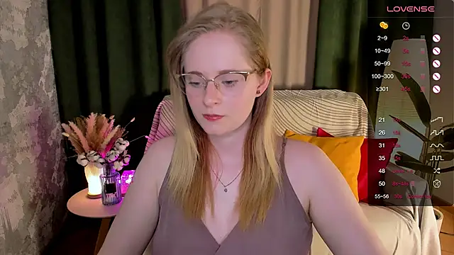 Snapshot of Aemilia_ chatting on 3, 6, 2026 Aemilia online show from 3, 6, 2026