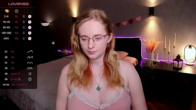 Snapshot of Aemilia_ chatting on 12, 6, 2026 Aemilia online show from 12, 6, 2026