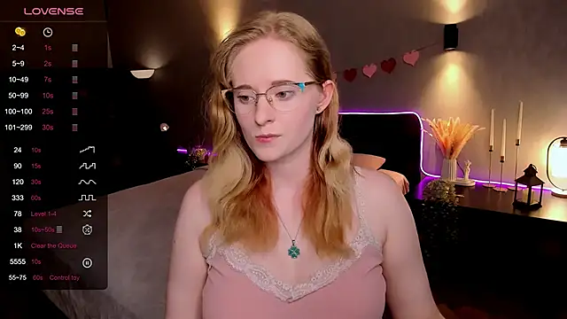 Snapshot of Aemilia_ chatting on 13, 6, 2026 Aemilia online show from 13, 6, 2026