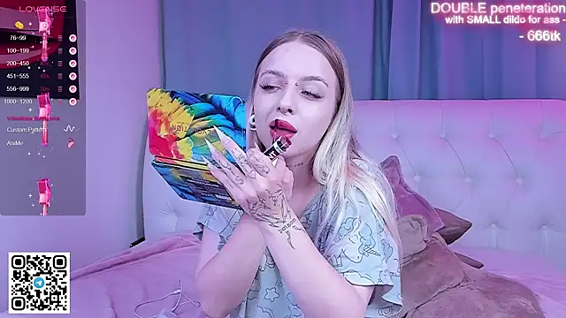 Alice Halle online show from 13, 11, 2025