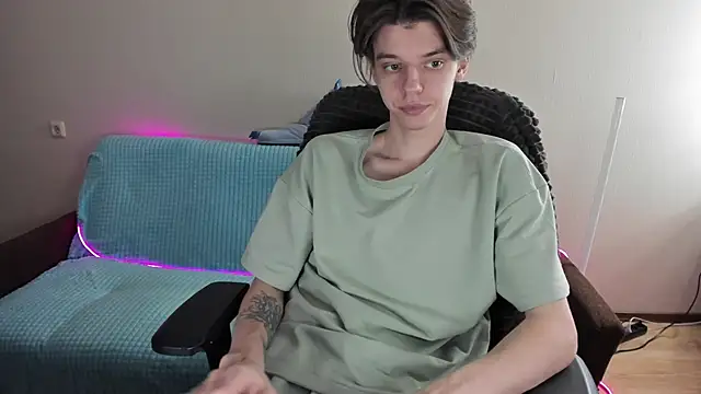 Snapshot of Liam_sexy1 chatting on 11, 2, 2025 Liam sexy1 online show from 11, 2, 2025
